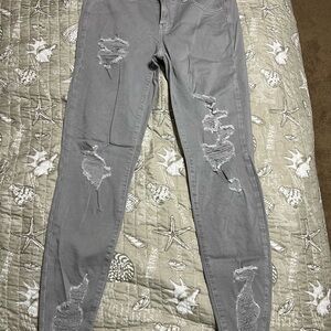 Distressed Gray American Eagle Jeggings